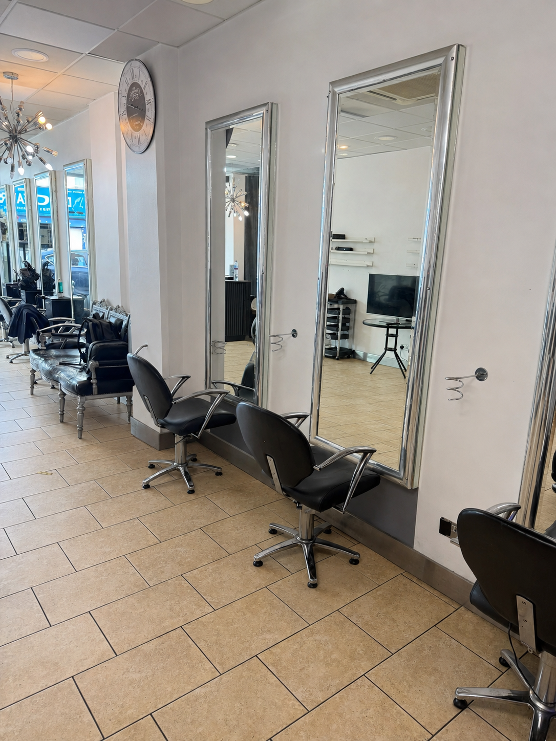 Hairport Gallery