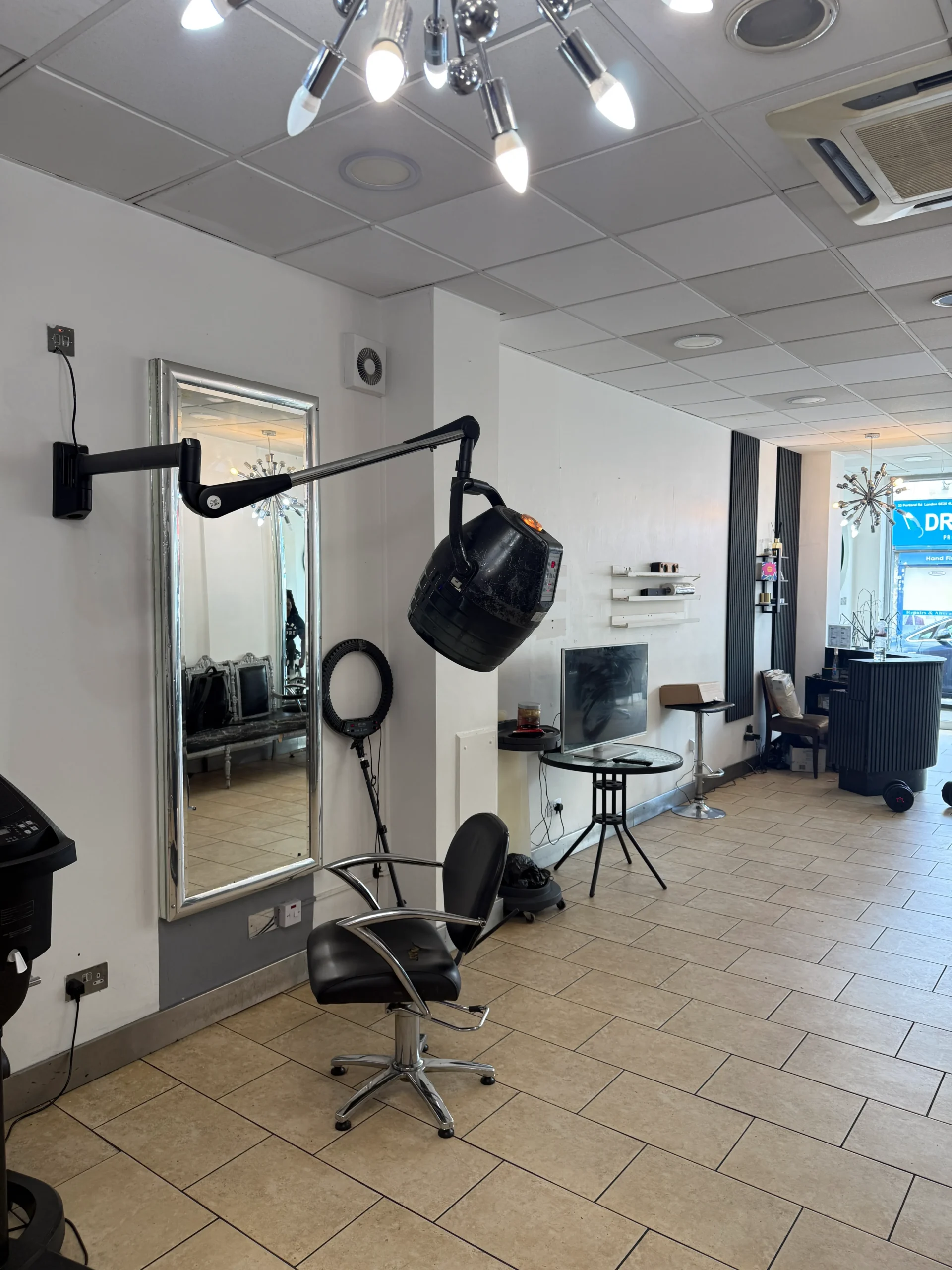 Hairport Gallery